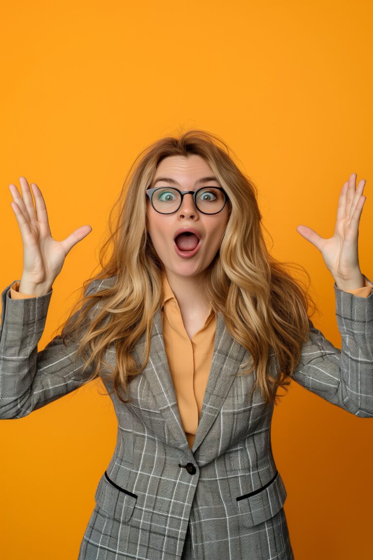 surprised-business-woman-with-a-new-business-idea-picjumbo-com